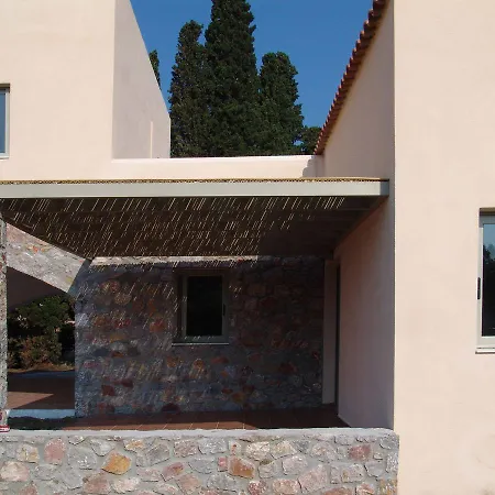 Enalia Gi Ξενοδοχείο με διαμερίσματα Λίμνη